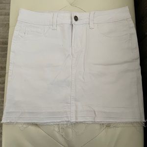 NEW pookie and Sebastian white jean skirt size M